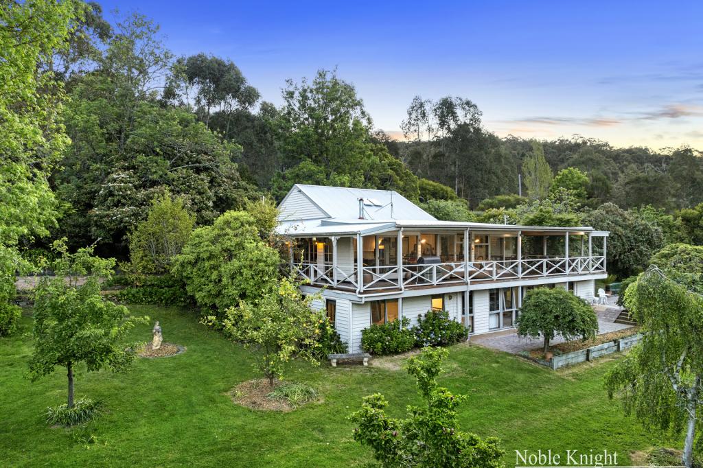 22 Old Kinglake Rd, Steels Creek, VIC 3775