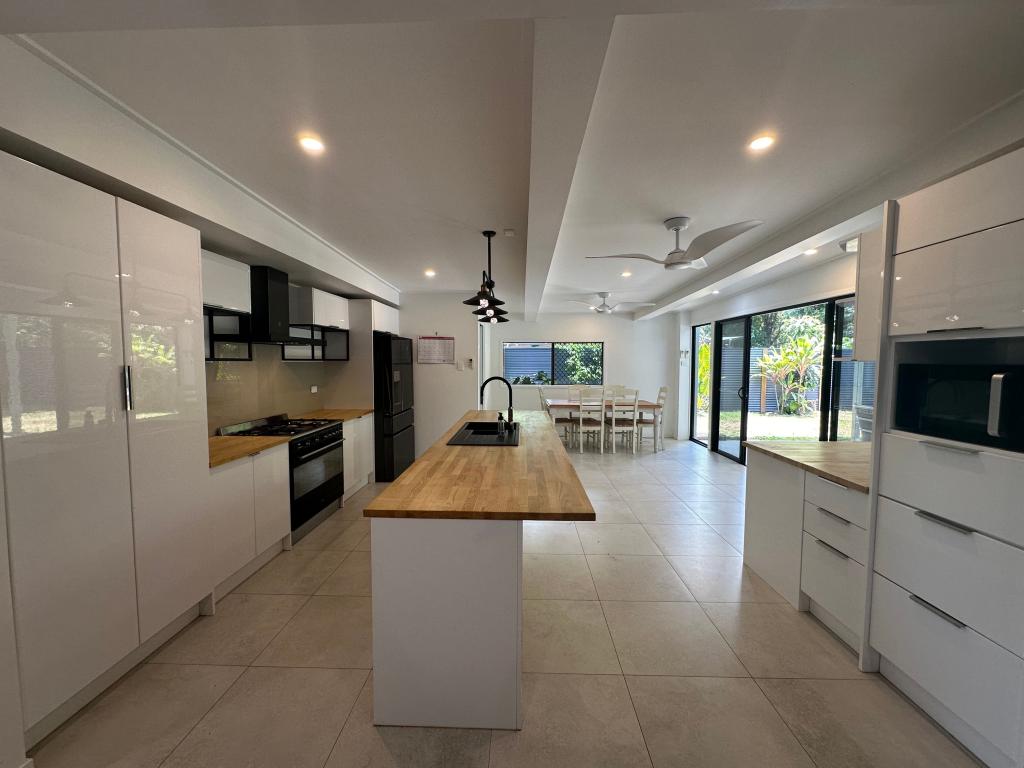 14 Bataan Cl, Trinity Park, QLD 4879