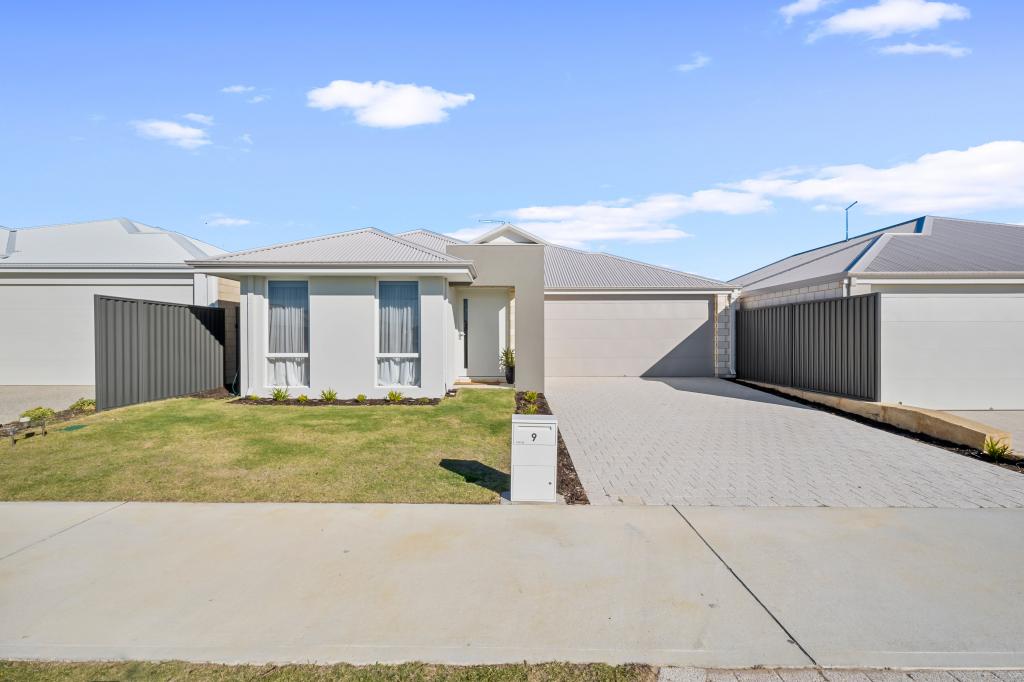 9 Lechuza Way, Madora Bay, WA 6210