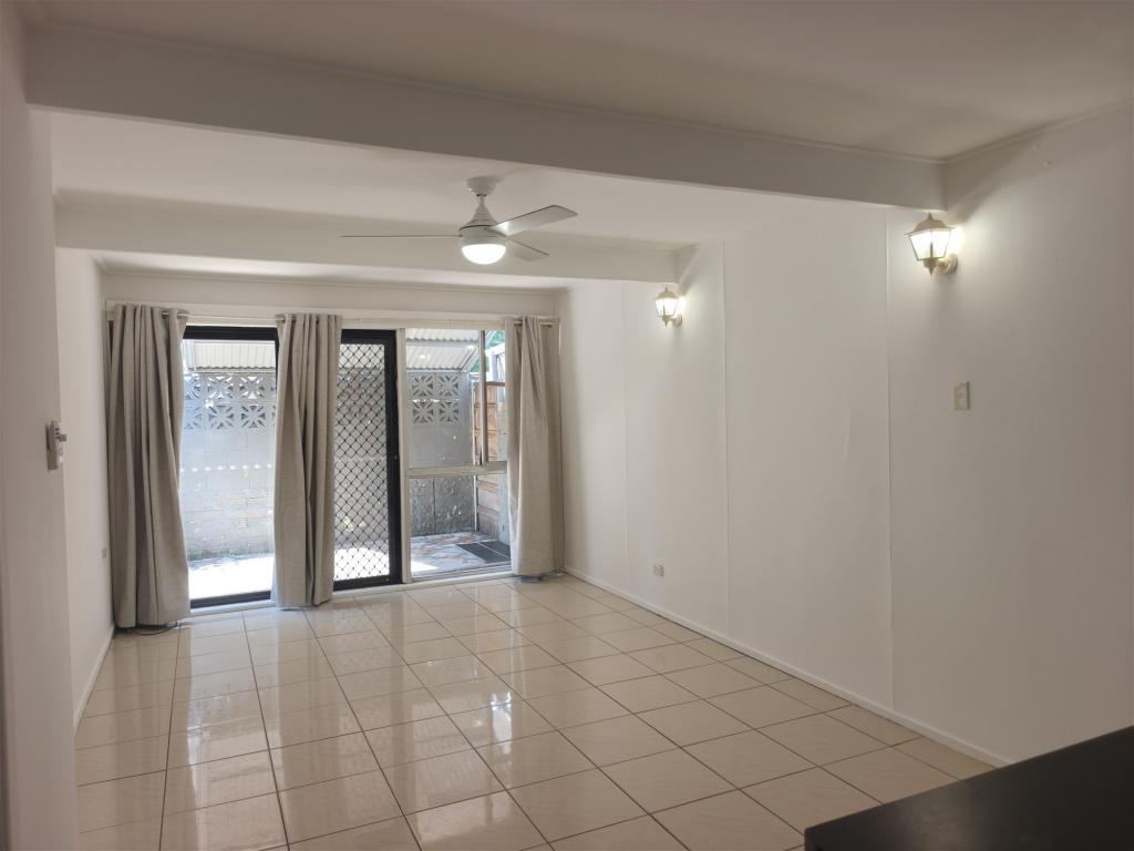 18 LEONARD AVE, SURFERS PARADISE, QLD 4217