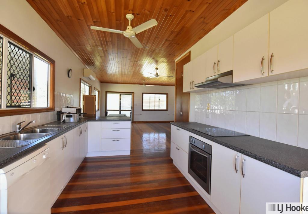 12 King St, Tully, QLD 4854