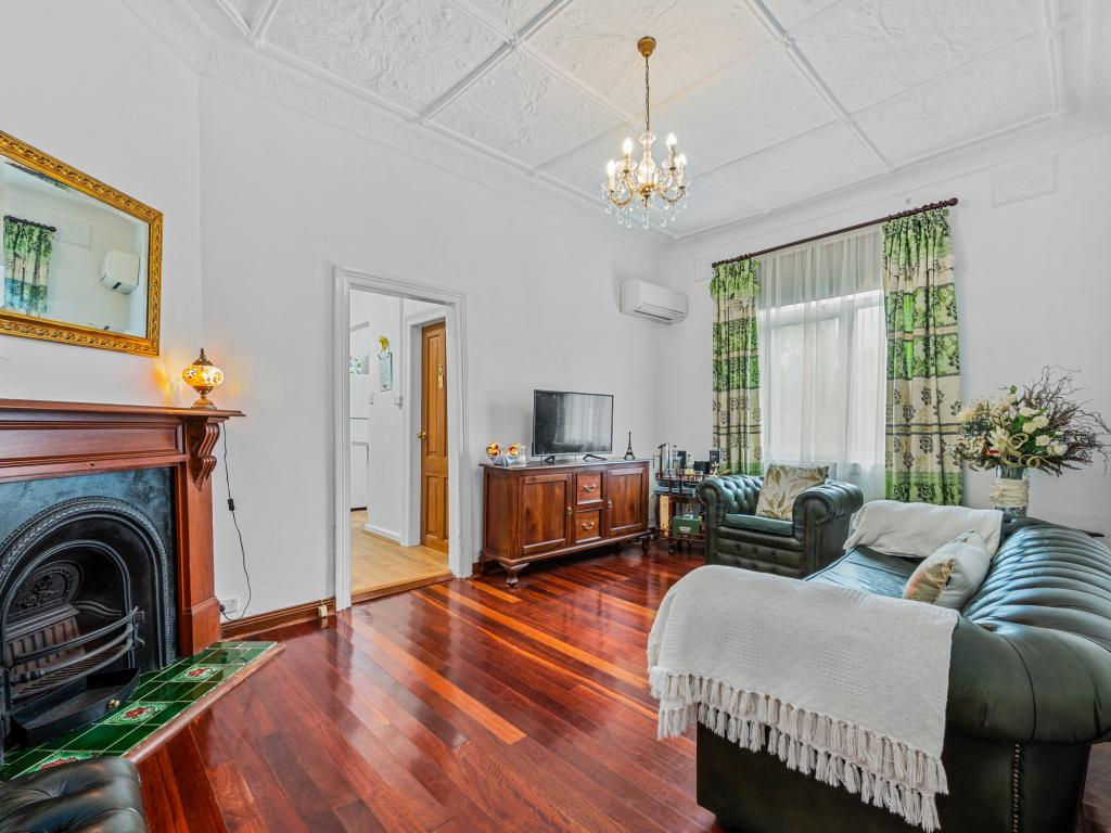 14 Heighway Ave, Ashfield, NSW 2131