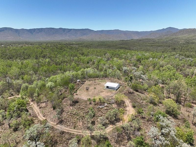 307 Blue Mountain Dr, Bluewater Park, QLD 4818