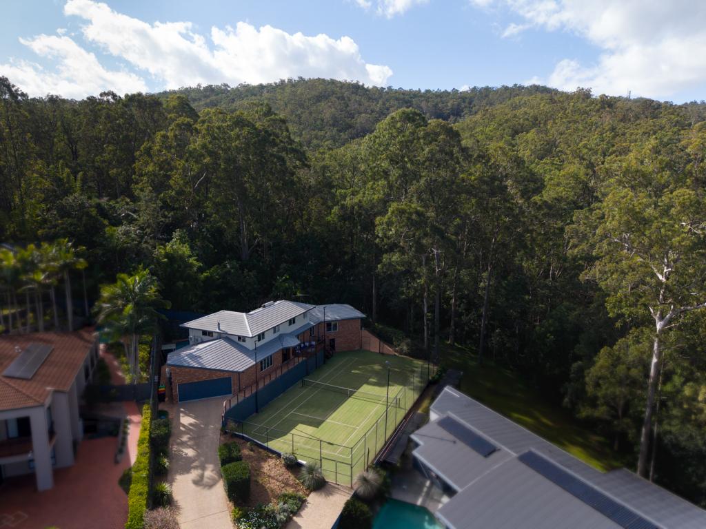 24 Ringway Pl, Chapel Hill, QLD 4069