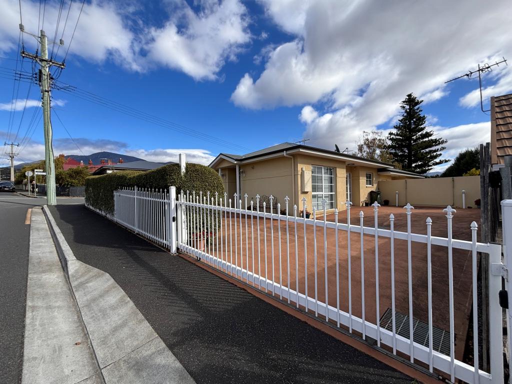 Contact Agent For Address, New Town, TAS 7008