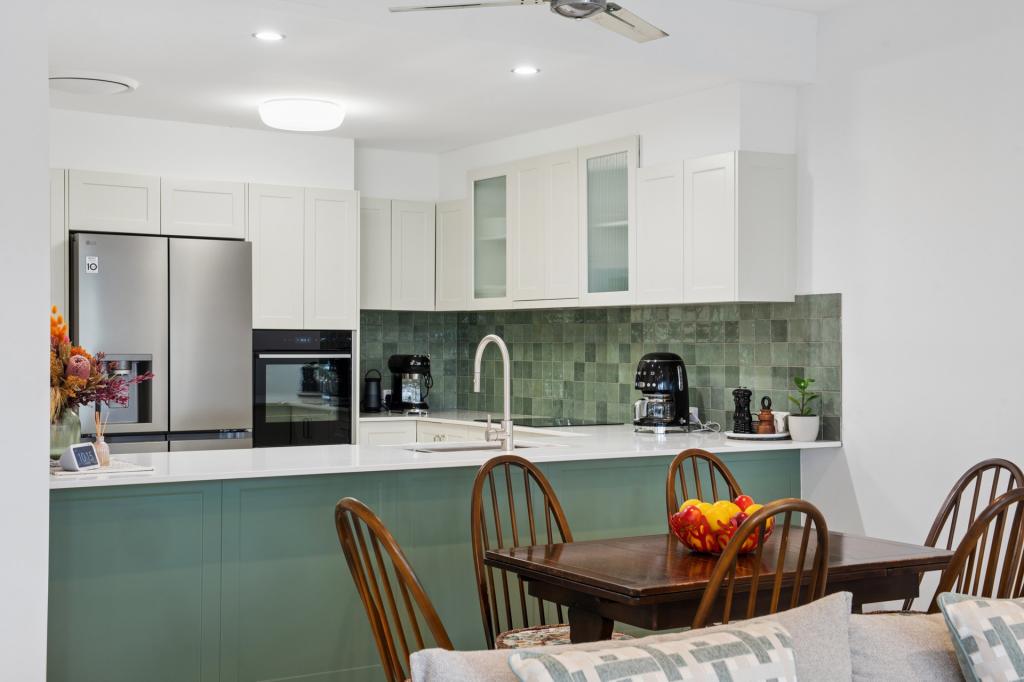 5127 St Andrews Tce, Hope Island, QLD 4212