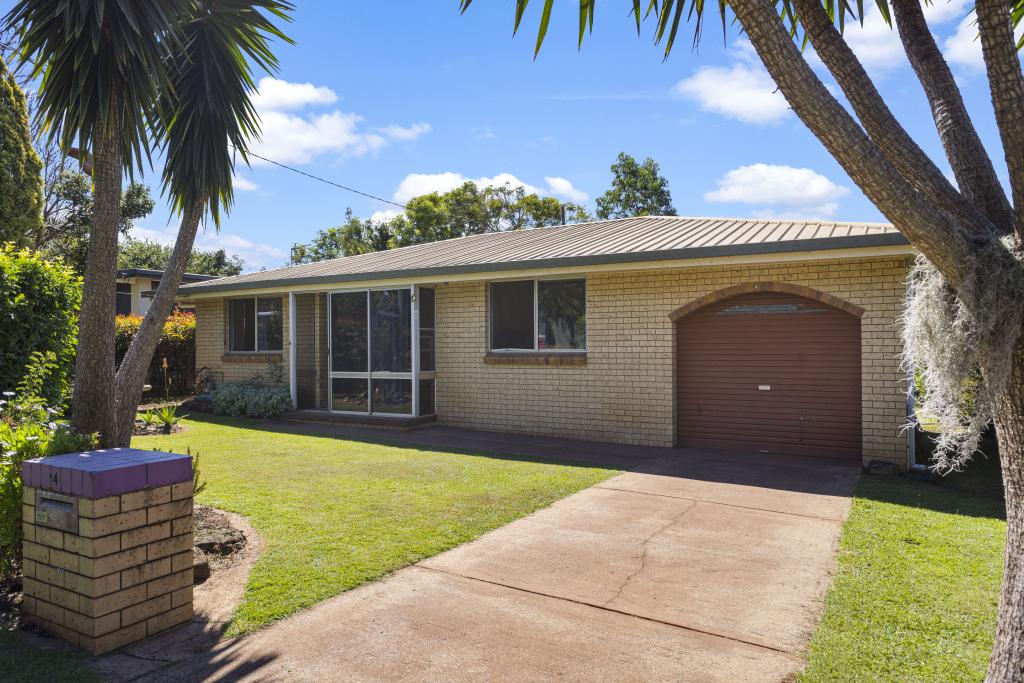4 Bingara St, Mount Lofty, QLD 4350