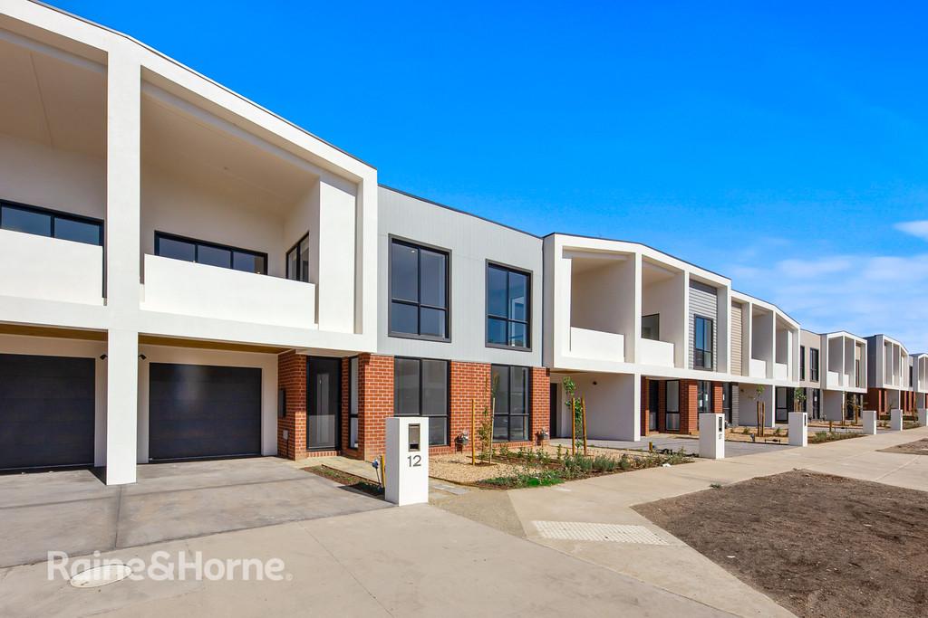 12 Montgomery Ct, St Albans, VIC 3021