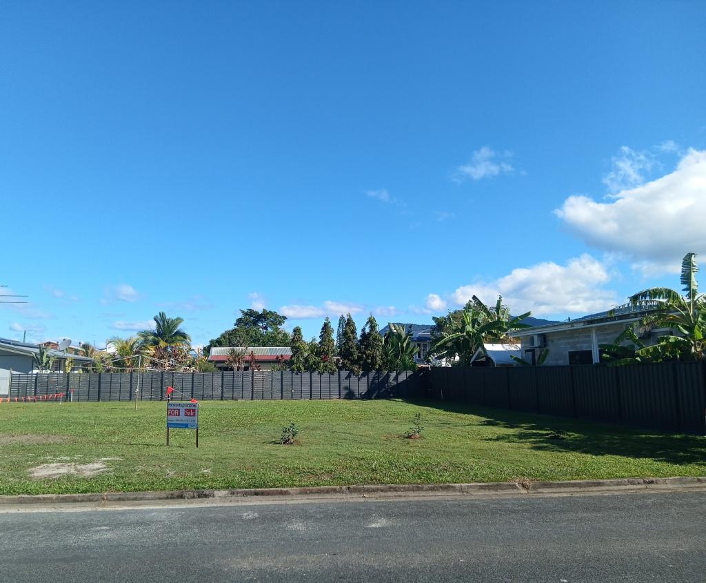121 English St, Manunda, QLD 4870