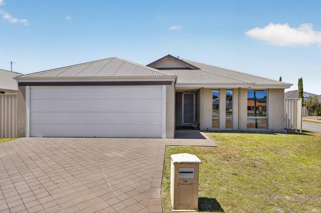 16 JIMS CRES, SECRET HARBOUR, WA 6173
