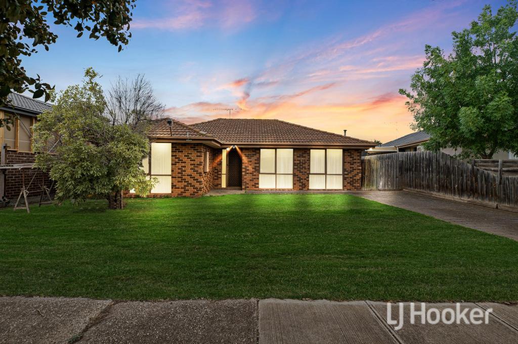 33 Second Ave, Melton South, VIC 3338