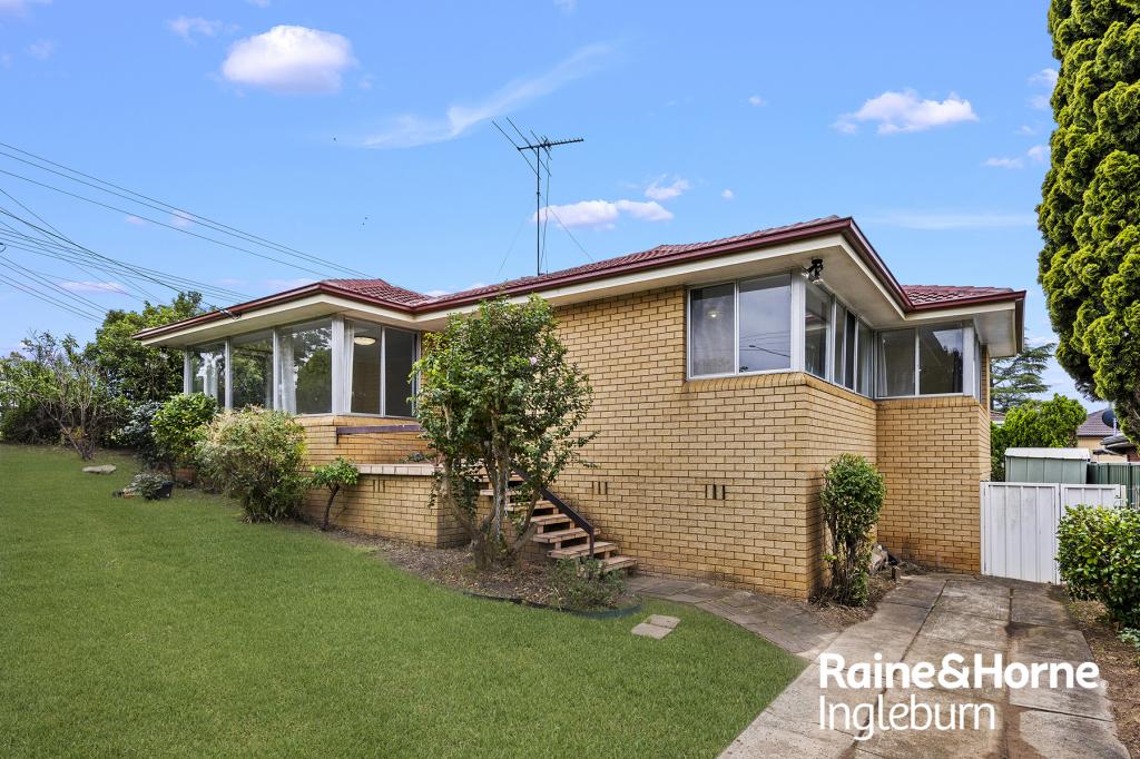 2 Carrington Cct, Leumeah, NSW 2560