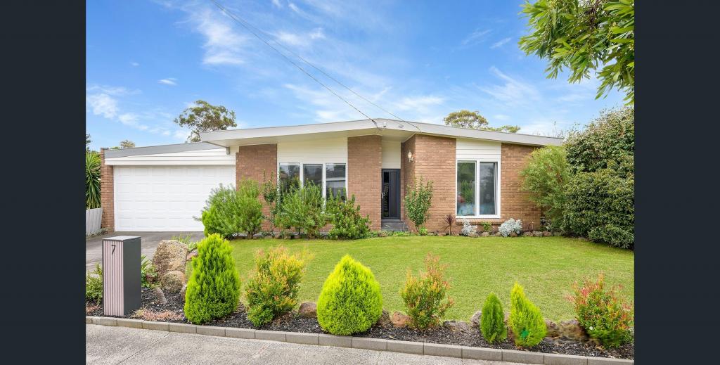 7 Beverley Cl, Frankston, VIC 3199