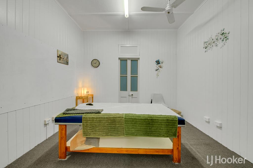 33 & 35 Roseberry St, Gladstone Central, QLD 4680