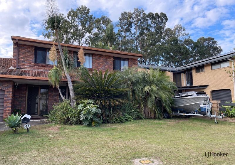 41 Darnel St, Elanora, QLD 4221