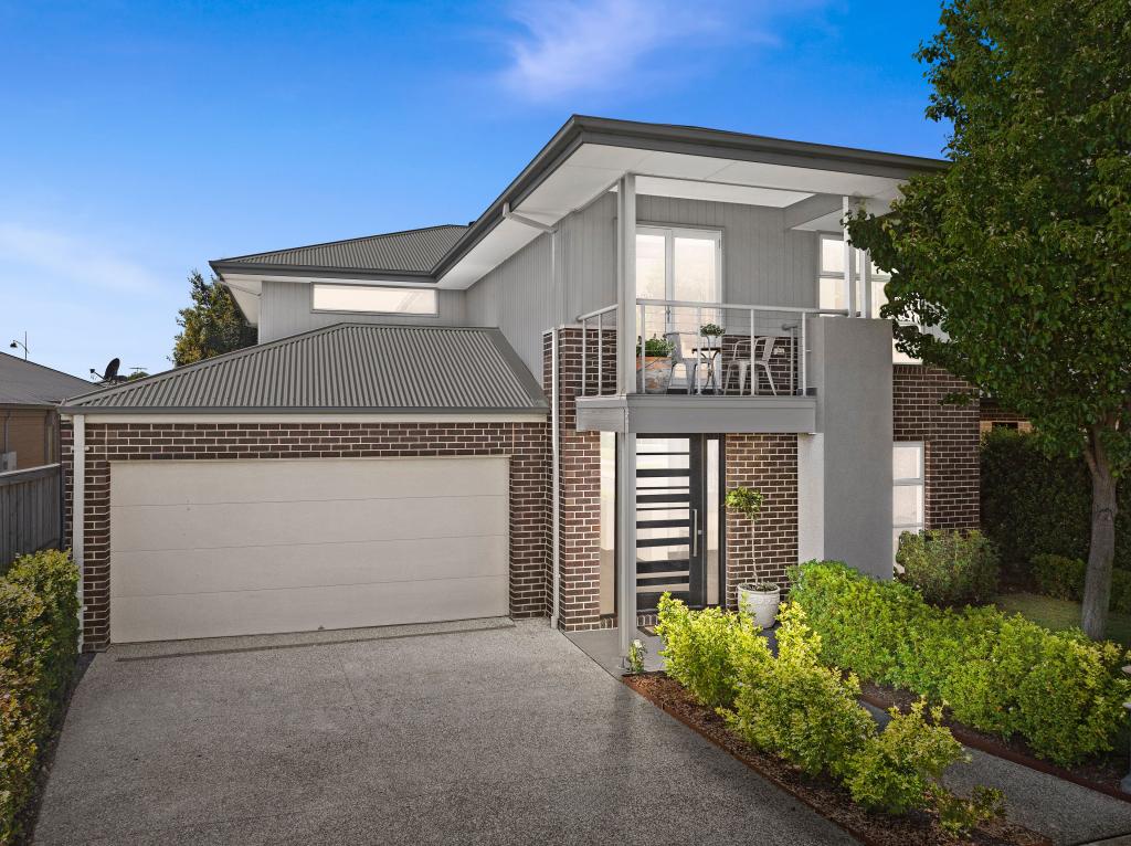 61 Cravens Rd, Mernda, VIC 3754