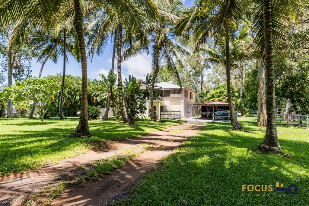 15 Crescent St, Armstrong Beach, QLD 4737