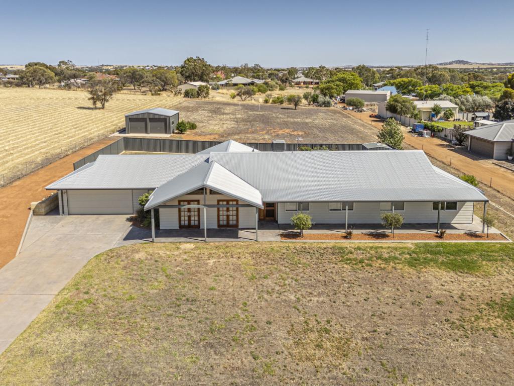 29 Loton Dr, Northam, WA 6401