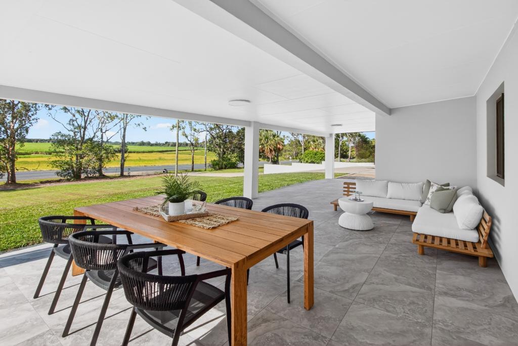483 Shute Harbour Rd, Mount Julian, QLD 4800