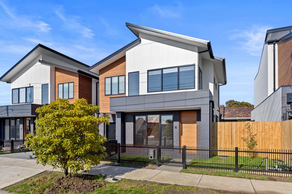 57 Charmaine Ave, Avondale Heights, VIC 3034