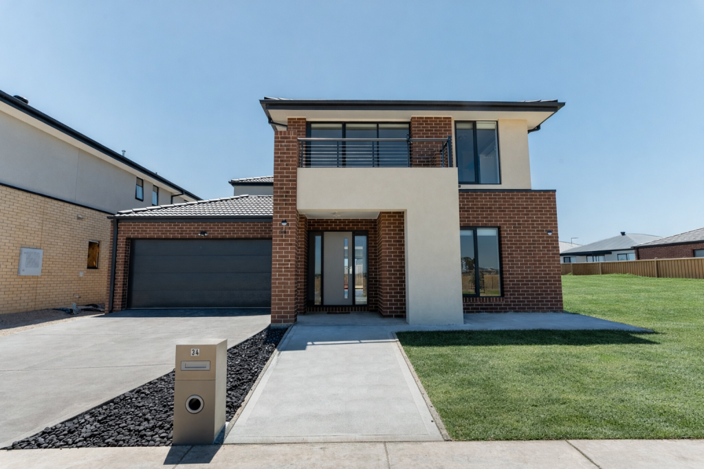 34 Golden Pkwy, Donnybrook, VIC 3064