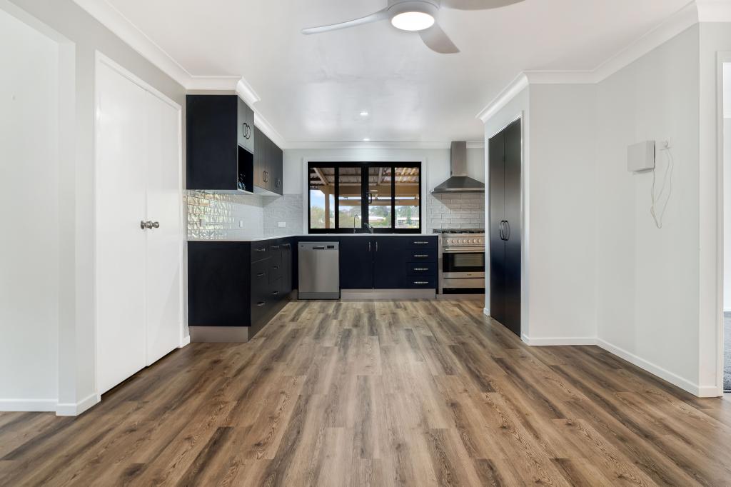 4 Rebecca Ct, Kearneys Spring, QLD 4350