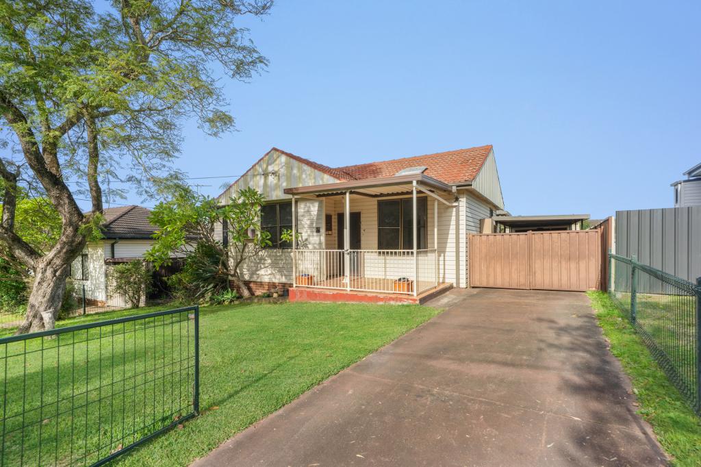 10 Noakes Pde, Lalor Park, NSW 2147