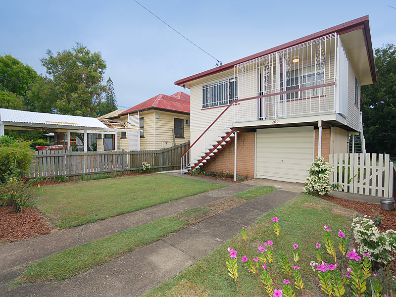 209 Beaconsfield Tce, Brighton, QLD 4017