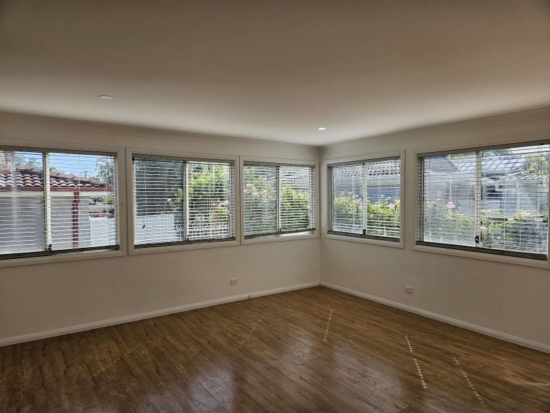 8 Dresden Ave, Castle Hill, NSW 2154