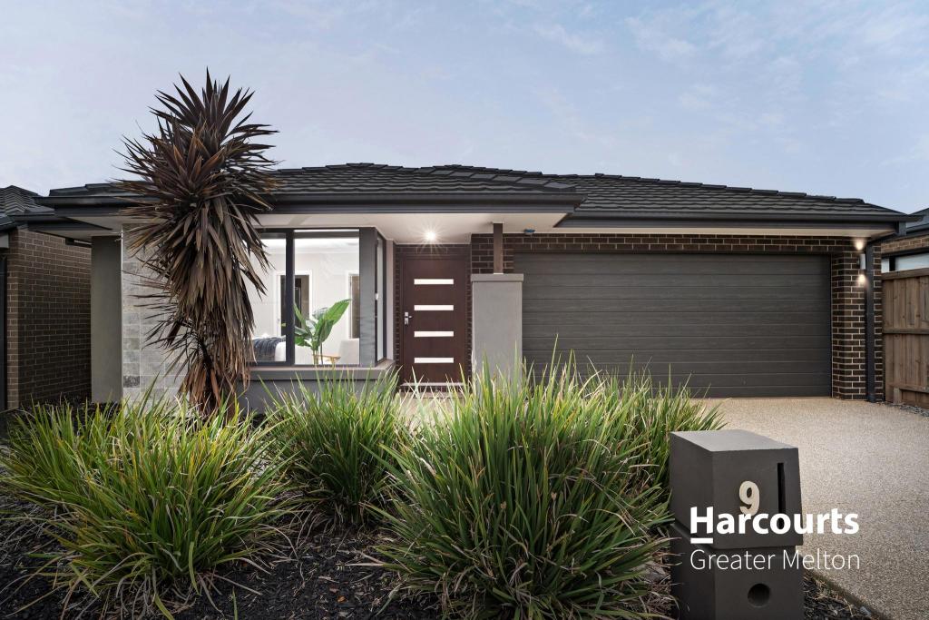 9 Rosebank Rd, Thornhill Park, VIC 3335