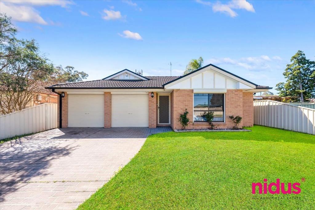 4 Bataan Pl, Lethbridge Park, NSW 2770