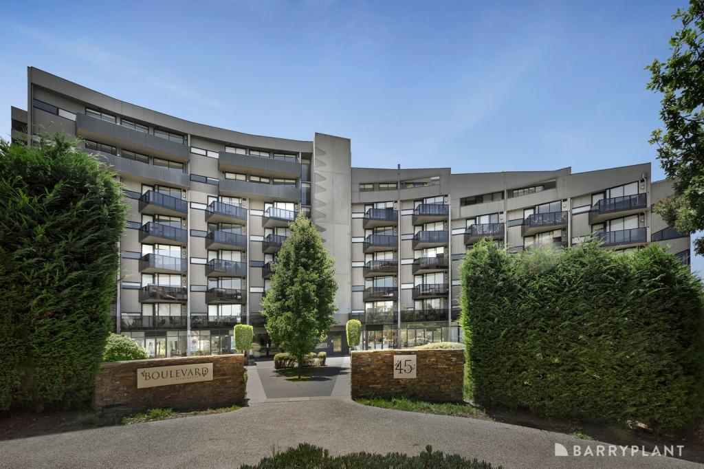 215/45 Edgewater Bvd, Maribyrnong, VIC 3032