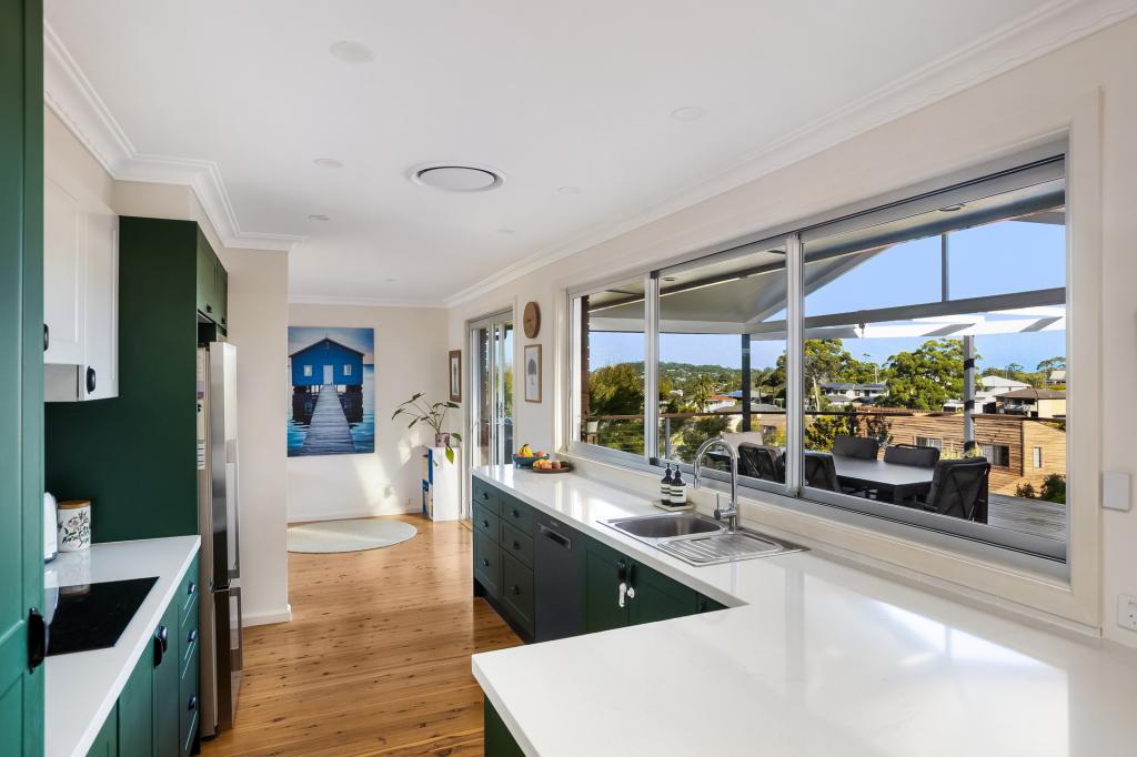 13 Sleigh St, Figtree, NSW 2525