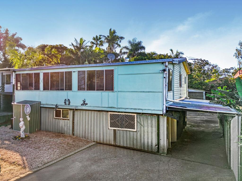 15 HEATHER ST, LOGAN CENTRAL, QLD 4114
