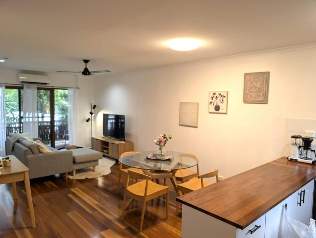 3/13 Amphora St, Palm Cove, QLD 4879