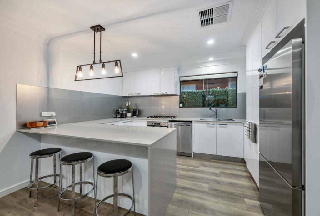 112 Eglinton Cres, Hamersley, WA 6022