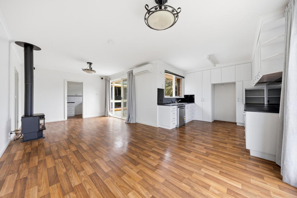 18 Sandra Ct, Sale, VIC 3850