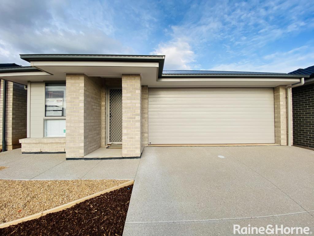 29 Lewis Dr, Blakeview, SA 5114