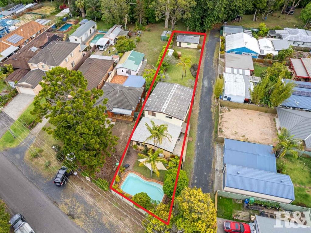 11 Elanora Rd, Umina Beach, NSW 2257