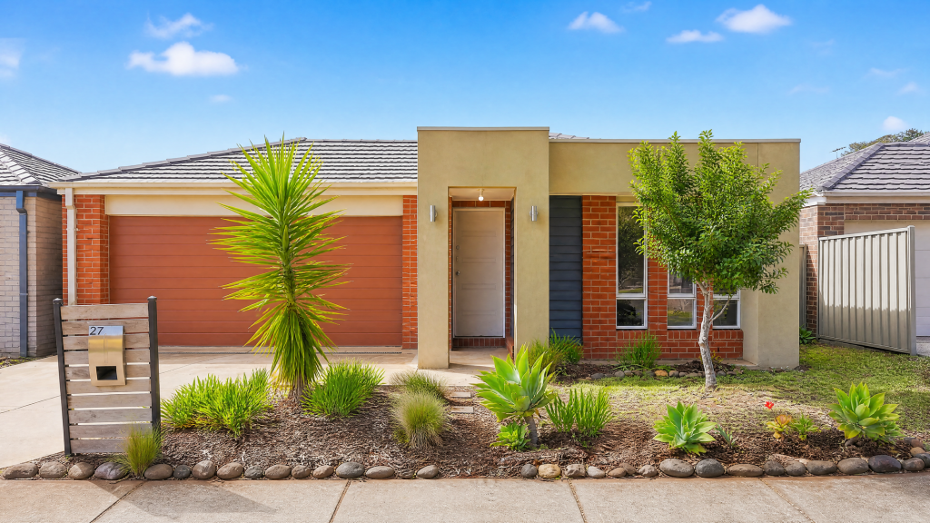 27 Stonehill Dr, Maddingley, VIC 3340