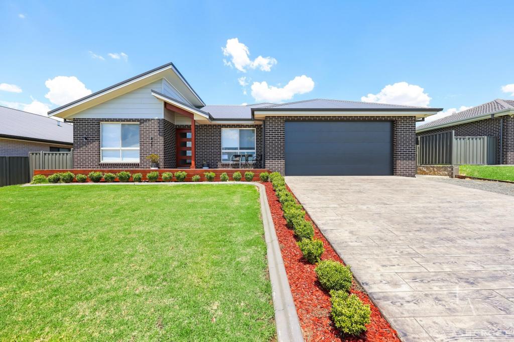 11 Tuscany Bvd, North Tamworth, NSW 2340