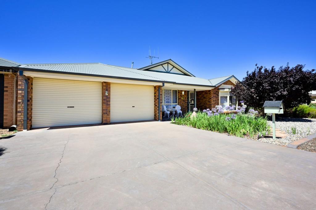 17 Eucalypt St, Whyalla Stuart, SA 5608