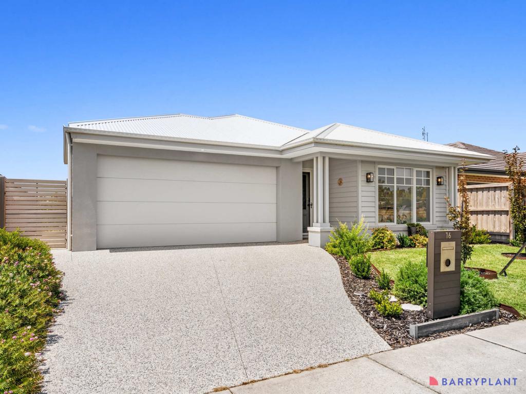 16 DOMAIN DR, WONTHAGGI, VIC 3995