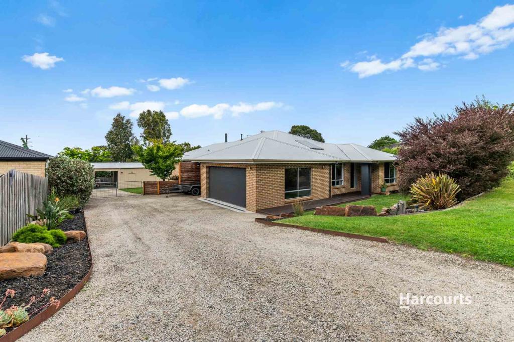 7 May Ct, Garfield, VIC 3814