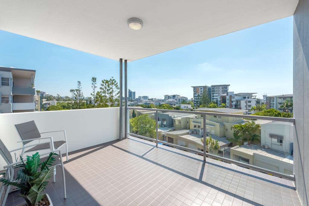 122/60 Riverwalk Ave, Robina, QLD 4226