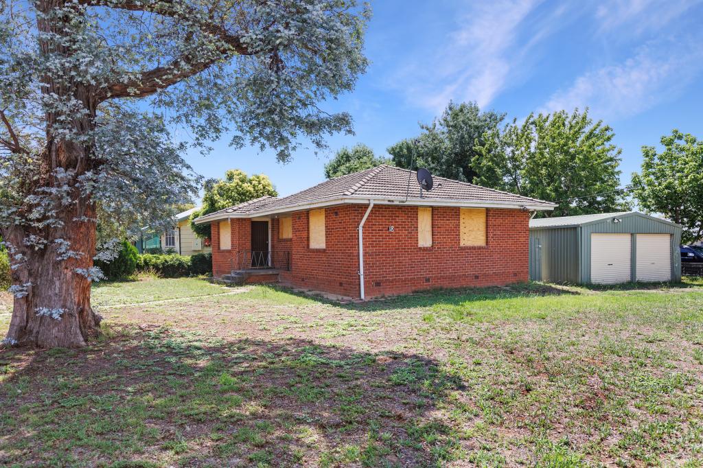 18 Lae Ave, Ashmont, NSW 2650