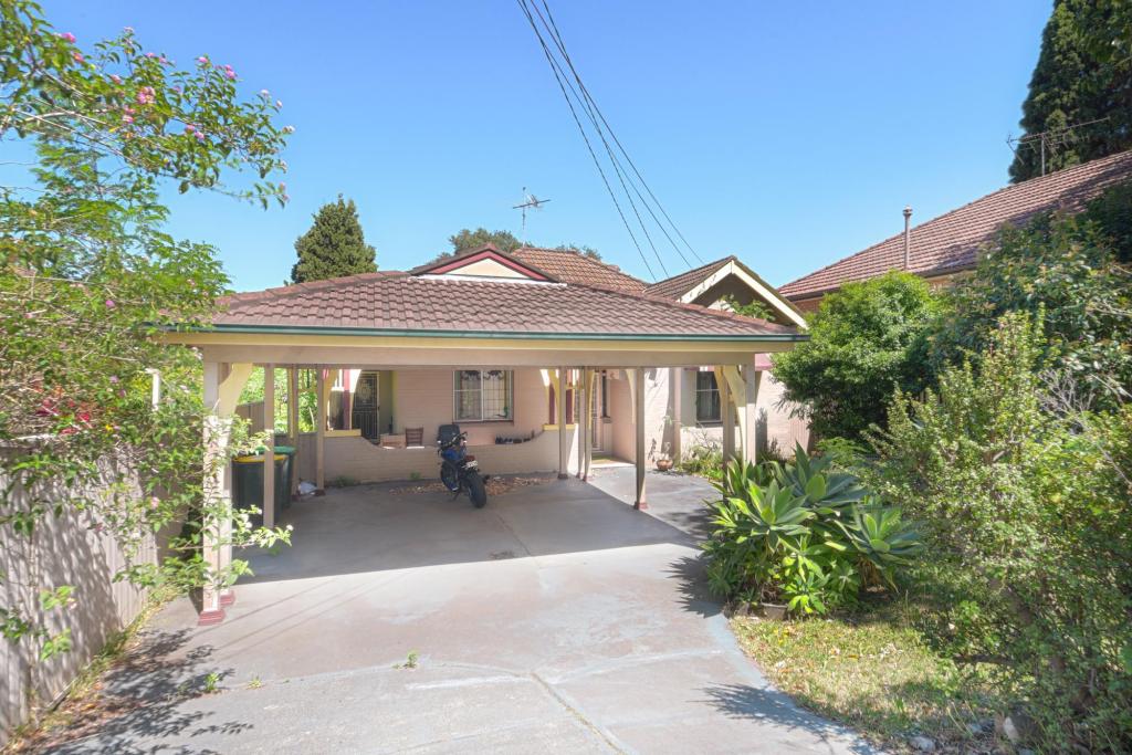 27 Woniora Rd, Hurstville, NSW 2220