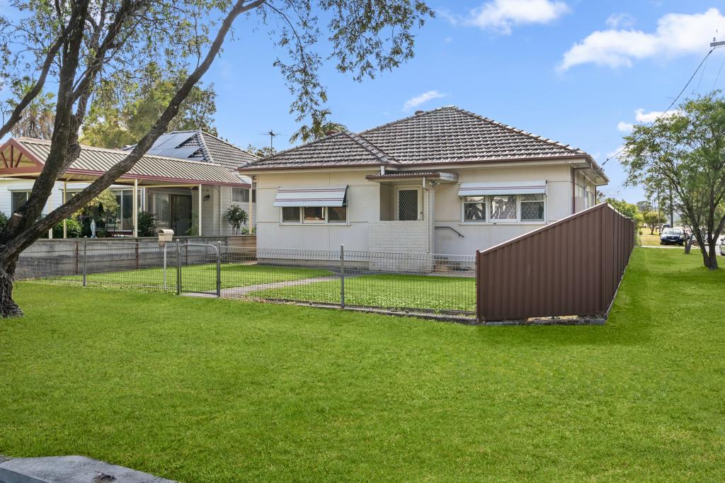 2 Ashcroft St, Georges Hall, NSW 2198