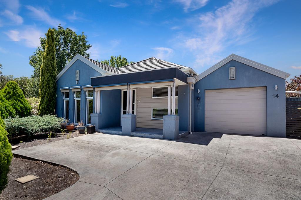 14 Downing Sq, Pakenham, VIC 3810