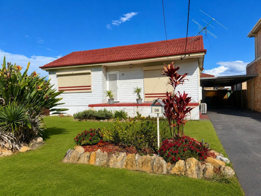 36 COOLIBAR ST, CANLEY HEIGHTS, NSW 2166